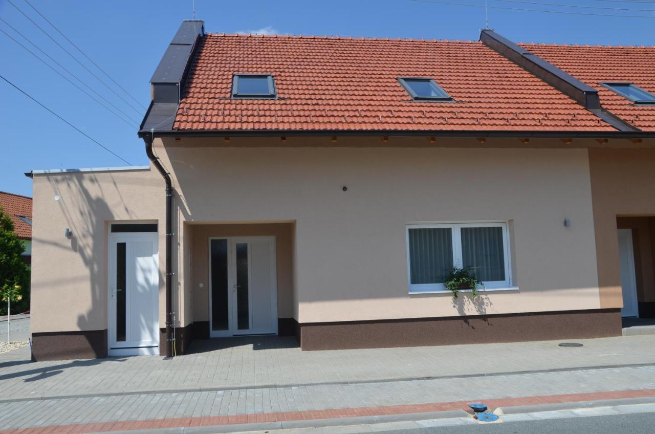 Apartmany Za Dvorem Velké Pavlovice Eksteriør bilde